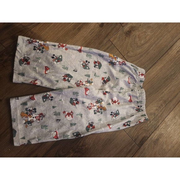 Disney Mickey Mouse‎ and Friends Christmas Pajamas - Picture 5 of 6